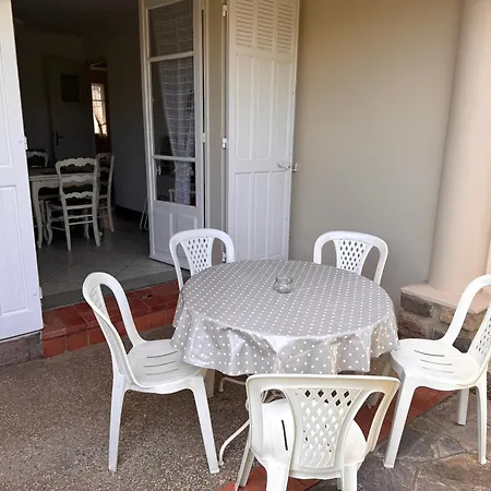 T3 Au Calme Et Proche Des Plages Апартаменты *